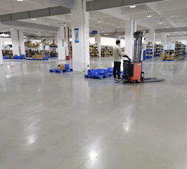 320 多用途高強(qiáng)自流平水泥