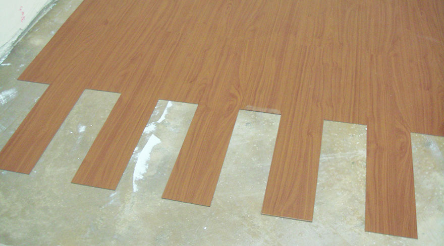 鋪貼PVC地板 鋪貼PVC地板