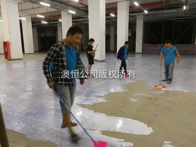 界面劑用作自流平施工輔助材料 界面劑用作自流平施工輔助材料