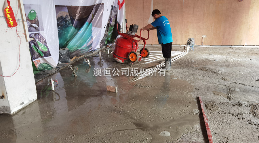 厚層自流平水泥可作無機(jī)磨石的抗裂層 厚層自流平水泥可作無機(jī)磨石的抗裂層