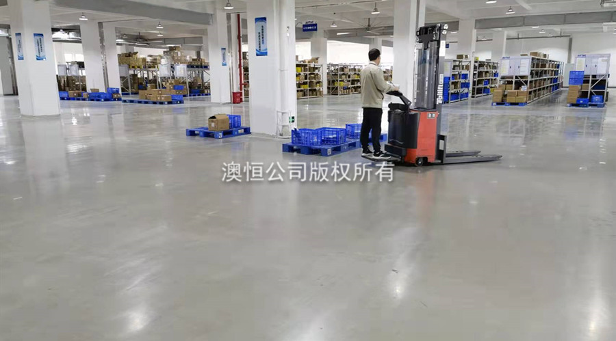 AP-320 多用途高強自流平水泥+密封固化劑完工效果 AP-320 多用途高強自流平水泥+密封固化劑完工效果