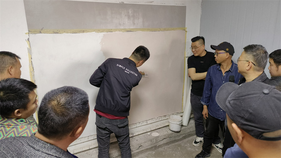 學(xué)員動(dòng)手實(shí)操 學(xué)員動(dòng)手實(shí)操