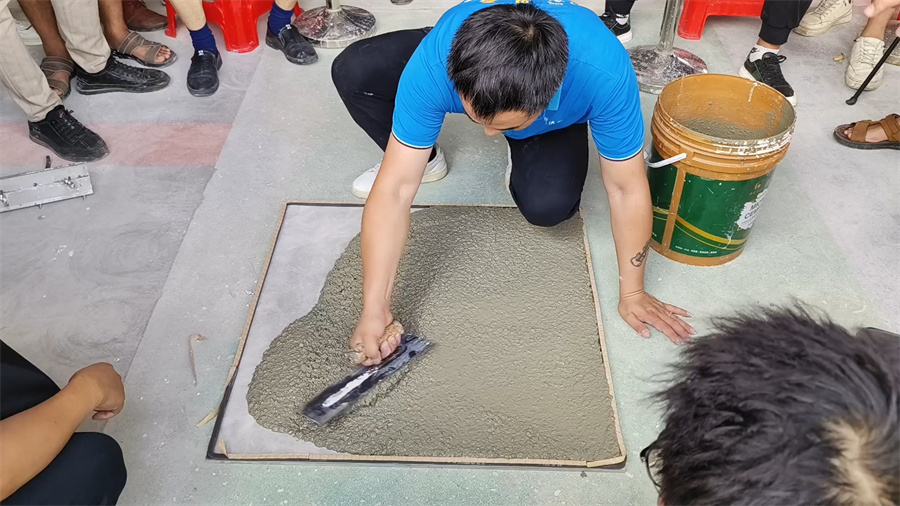 升級(jí)版水磨石攤鋪 升級(jí)版水磨石攤鋪